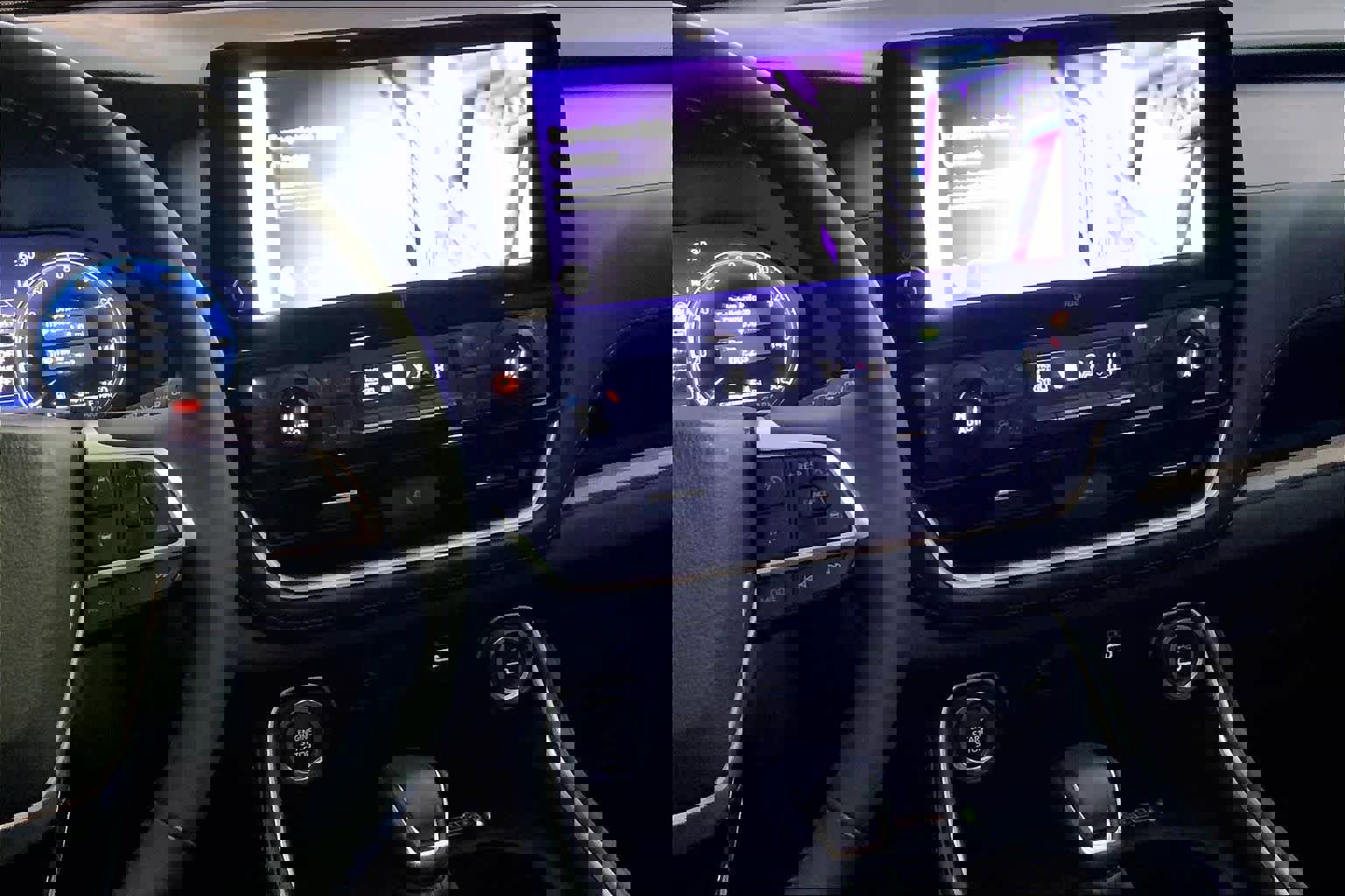 Used 2025 Toyota Grand Highlander FWD image 6