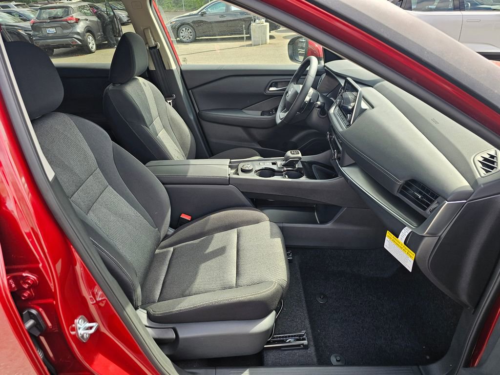 New 2026 Nissan Rogue SV w/ Cold Weather Package AWD/4WD image 25
