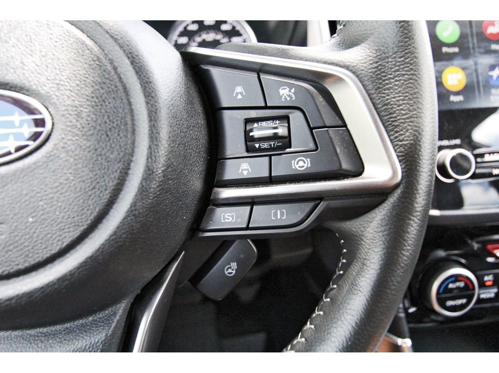 Used 2024 Subaru Forester Touring w/ POP Package 3 AWD/4WD image 16