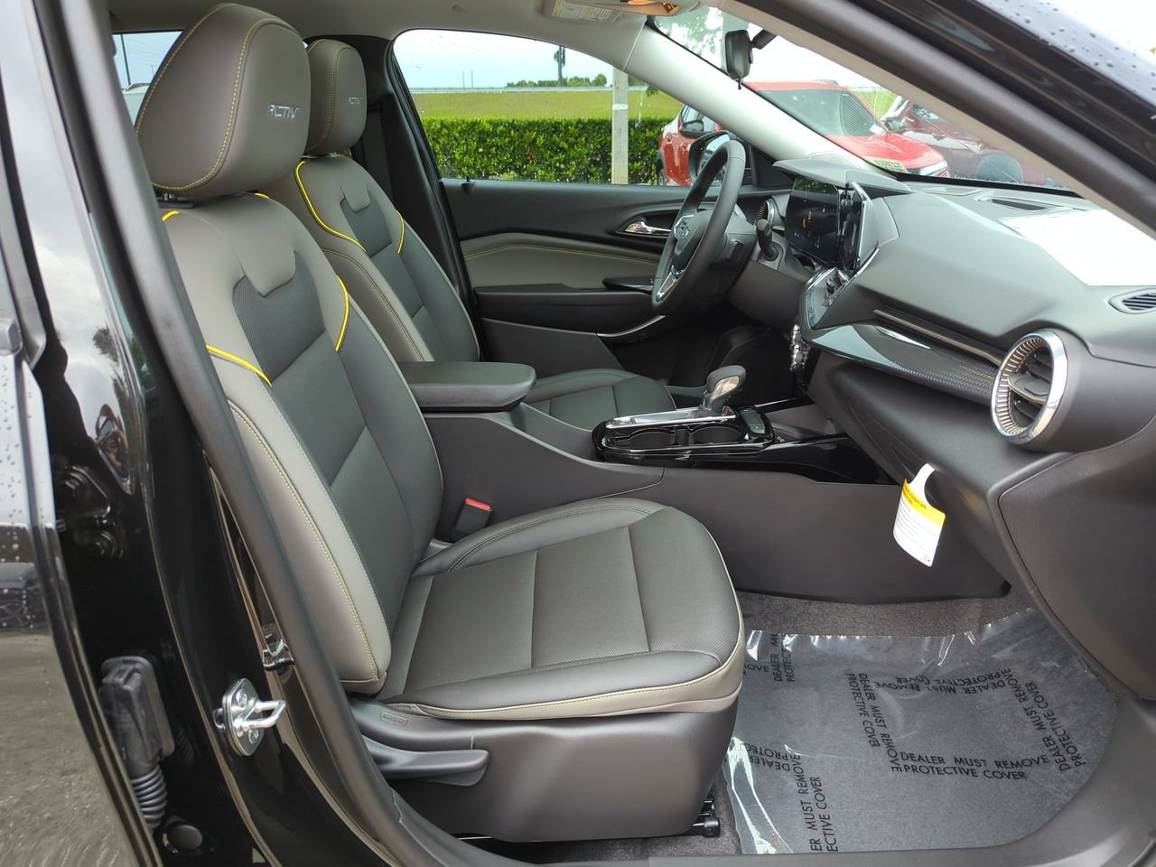 New 2026 Chevrolet Trax ACTIV w/ Sunroof Package FWD image 24
