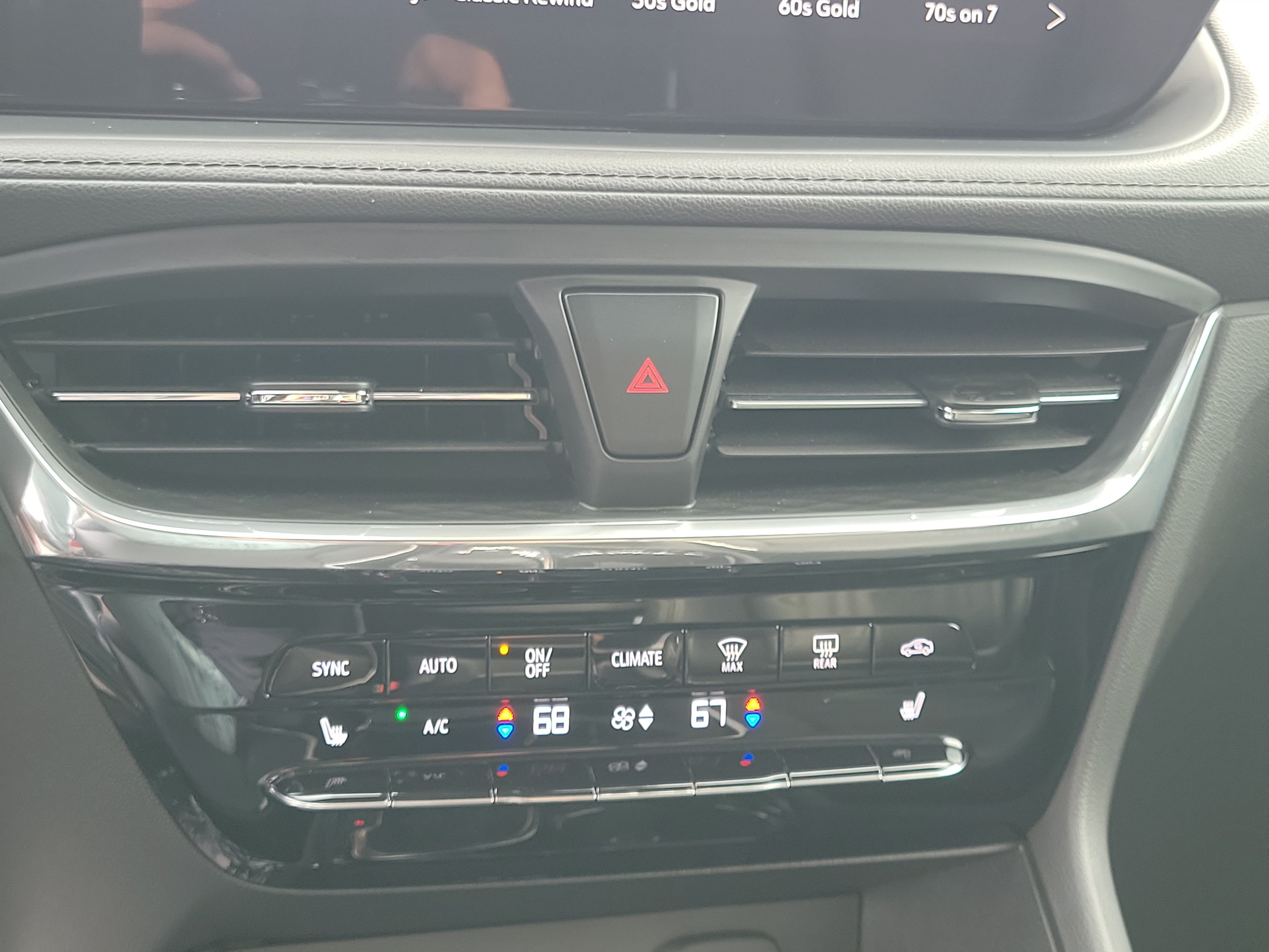 Used 2026 Buick Encore GX Avenir w/ Avenir Technology Package AWD/4WD image 27