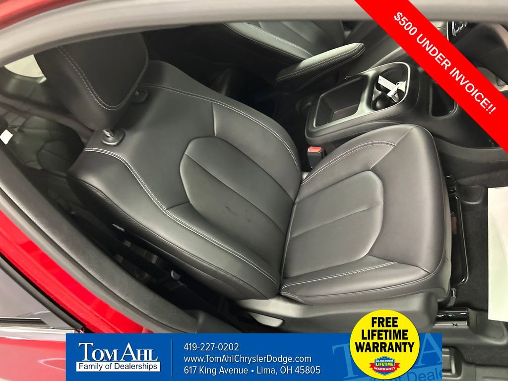 New 2026 Chrysler Voyager LX image 24