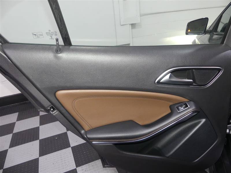 Used 2015 Mercedes-Benz GLA 45 AMG 4MATIC image 25