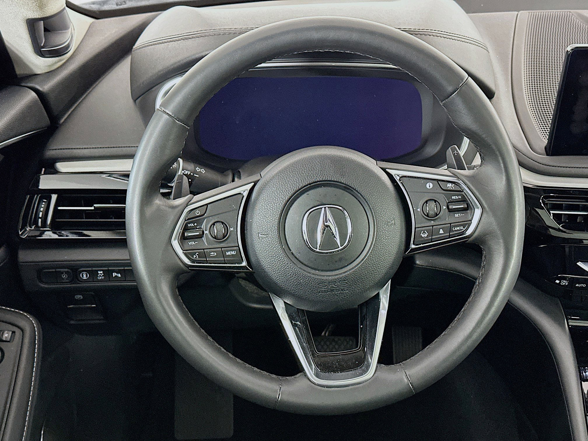 Used 2025 Acura MDX SH-AWD w/ Technology Package image 18