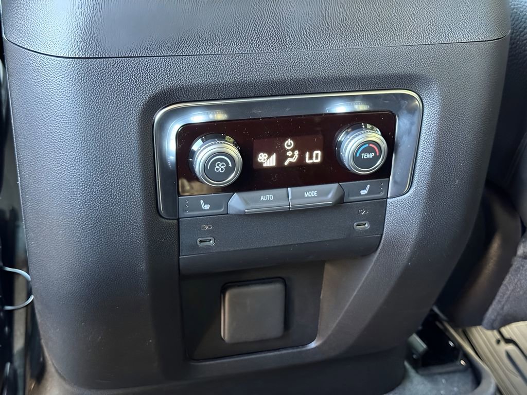 New 2026 GMC Yukon Denali w/ Sun & Power Step Package AWD/4WD image 17