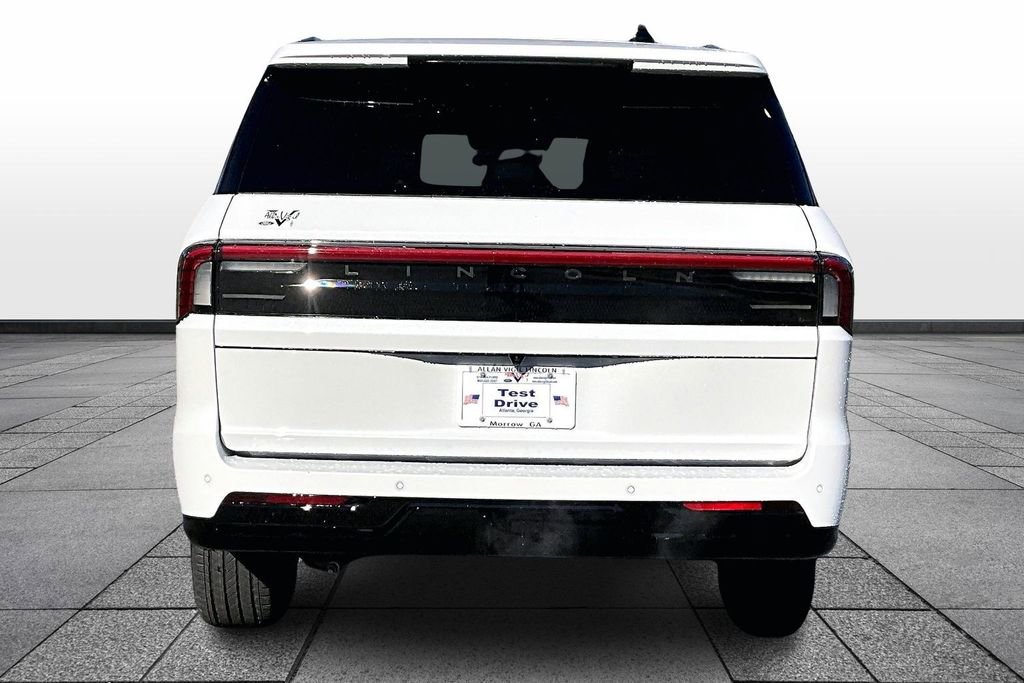 New 2025 Lincoln Navigator Black Label image 4
