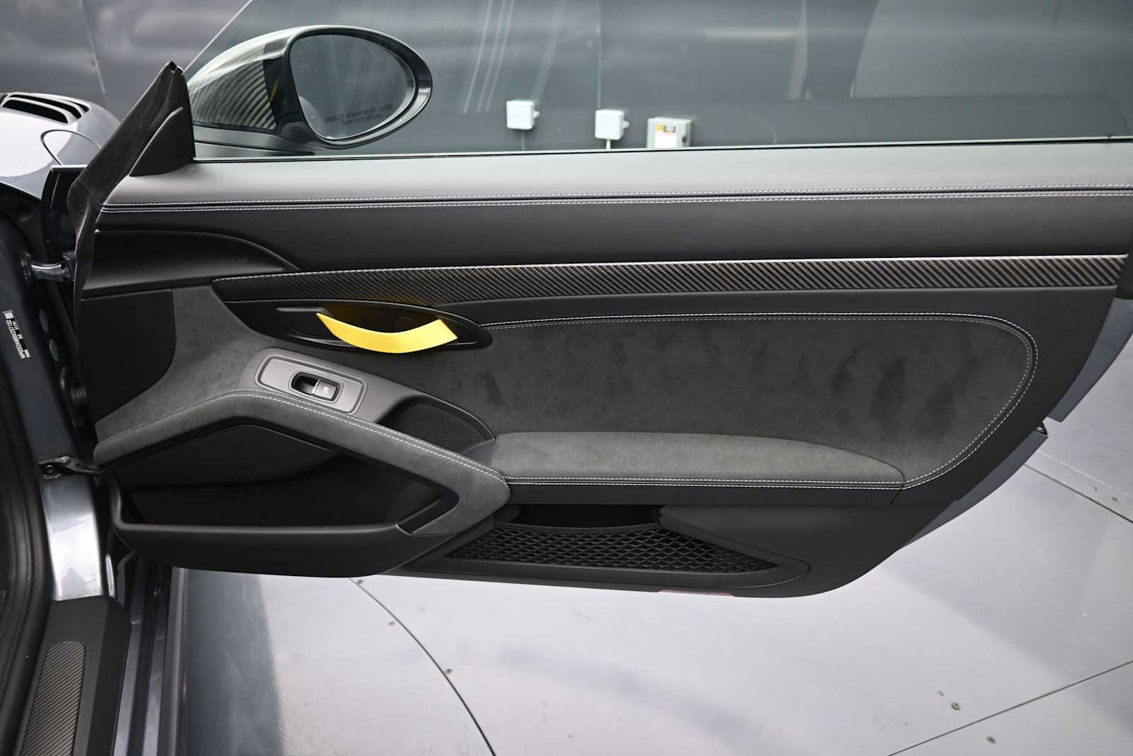 Certified 2025 Porsche 718 Boxster Spyder RS RWD image 18