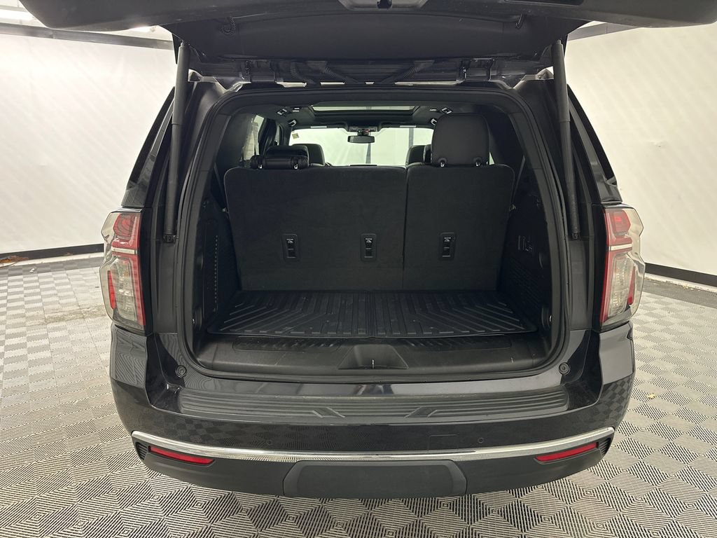 Used 2022 Chevrolet Tahoe LT w/ LT Signature Plus Package RWD image 19