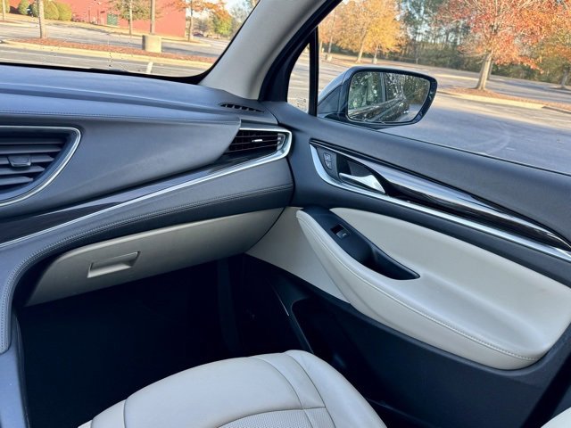 Used 2020 Buick Enclave Essence w/ Sound and Sites Package image 26