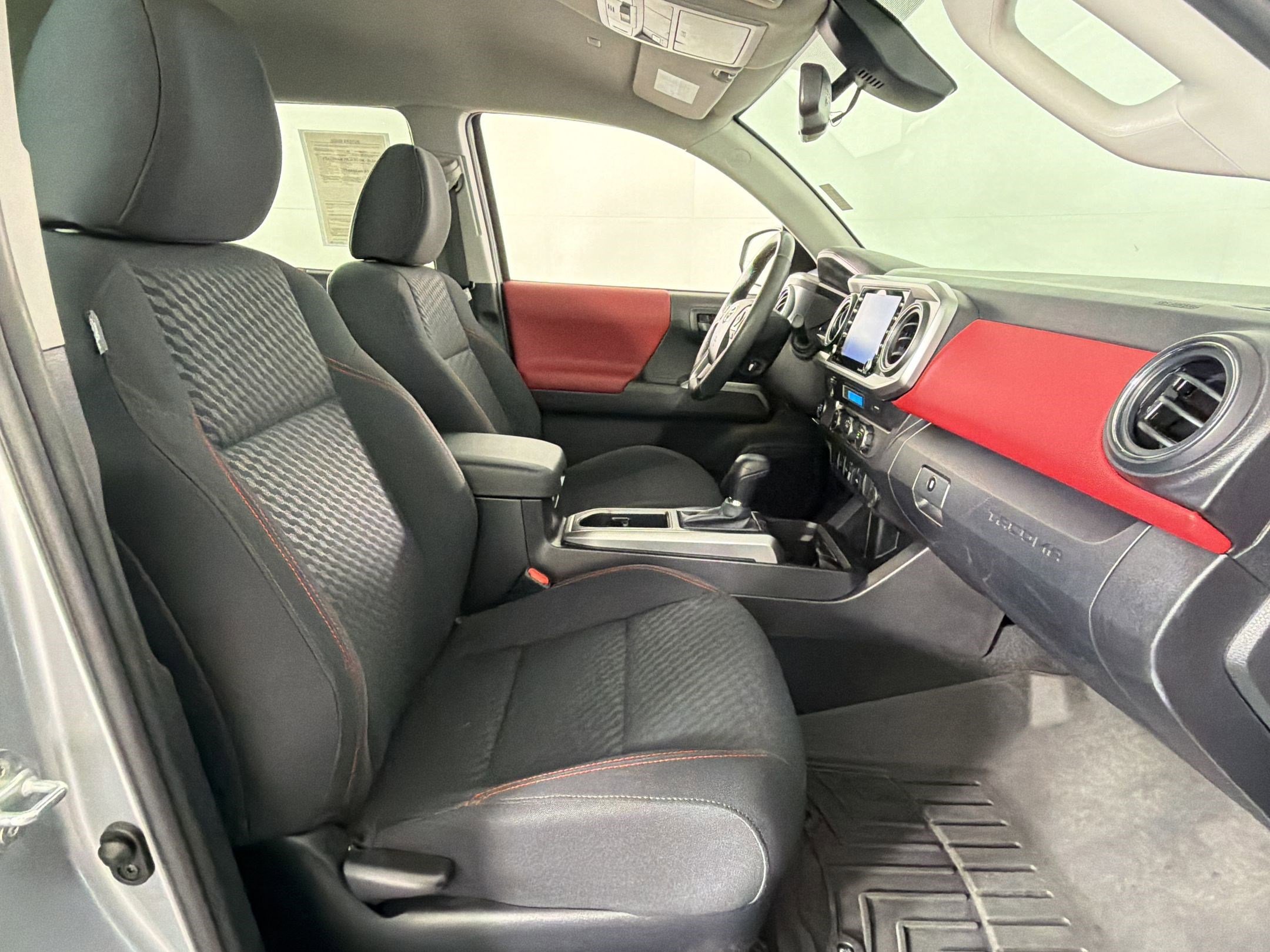 Used 2023 Toyota Tacoma SR5 RWD image 30