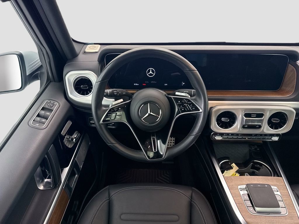 Used 2025 Mercedes-Benz G 550 image 10