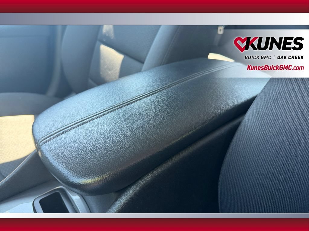 Used 2024 Chevrolet Malibu LT FWD image 28