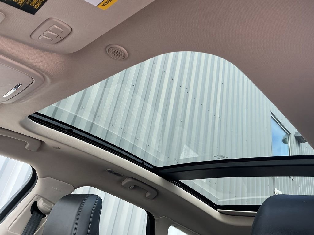 Used 2023 Lincoln Corsair Grand Touring w/ Equipment Group 302A image 11