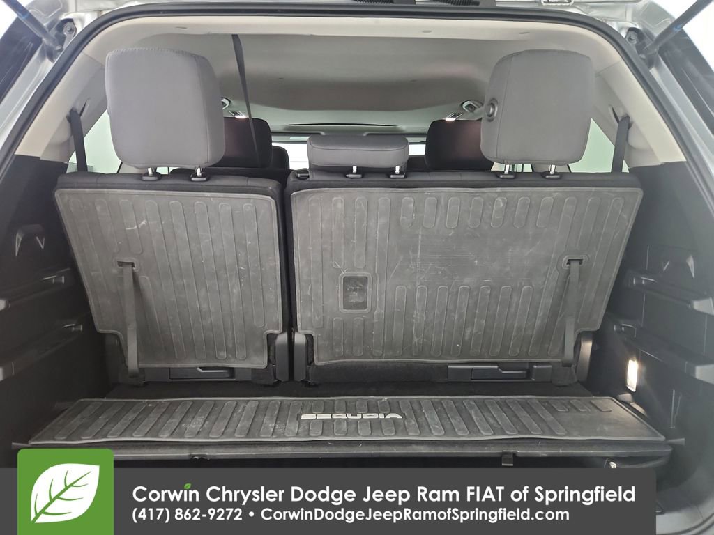 Used 2024 Toyota Sequoia SR5 image 34