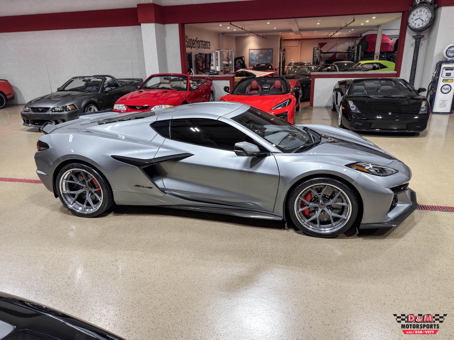 Used 2024 Chevrolet Corvette Z06 RWD image 60