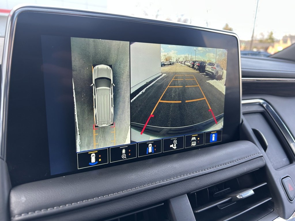 Used 2023 Chevrolet Suburban Z71 w/ Luxury Package image 17