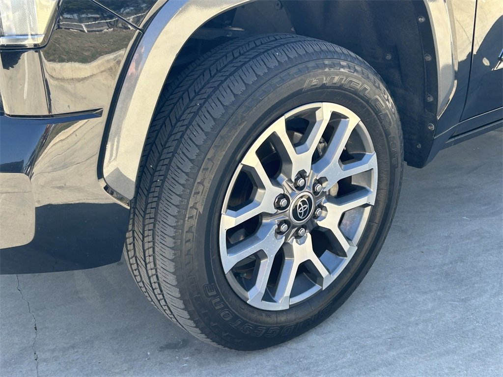 Used 2022 Toyota Tundra 1794 Edition w/ Advanced Package image 9