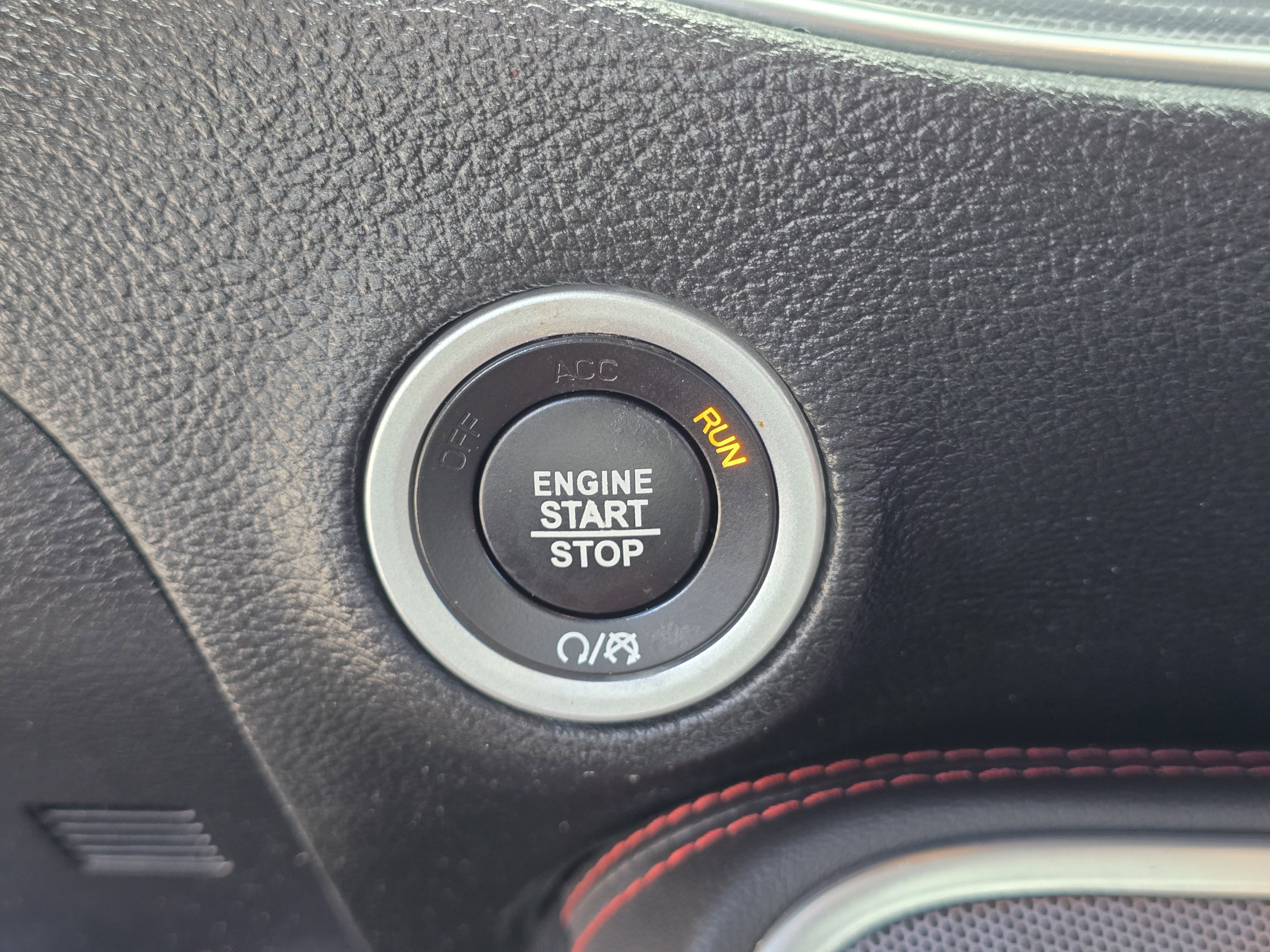 Used 2017 Dodge Challenger R/T Plus image 22