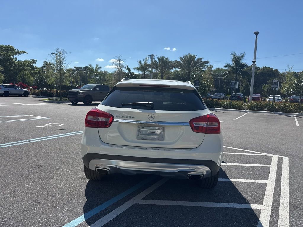 Used 2016 Mercedes-Benz GLA 250 image 7