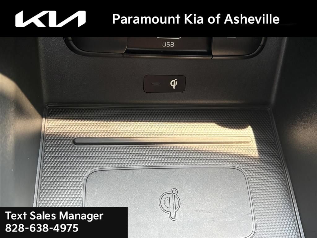 Used 2020 Kia Telluride EX w/ Towing Package AWD/4WD image 17