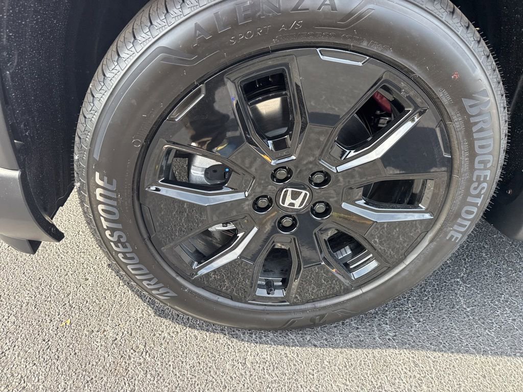 New 2026 Honda Pilot Black Edition image 10