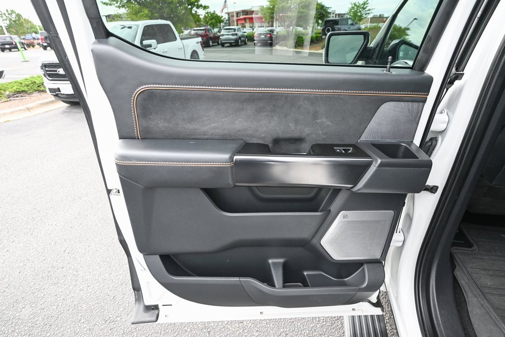 Certified 2021 Ford F150 Platinum w/ Equipment Group 701A High image 23