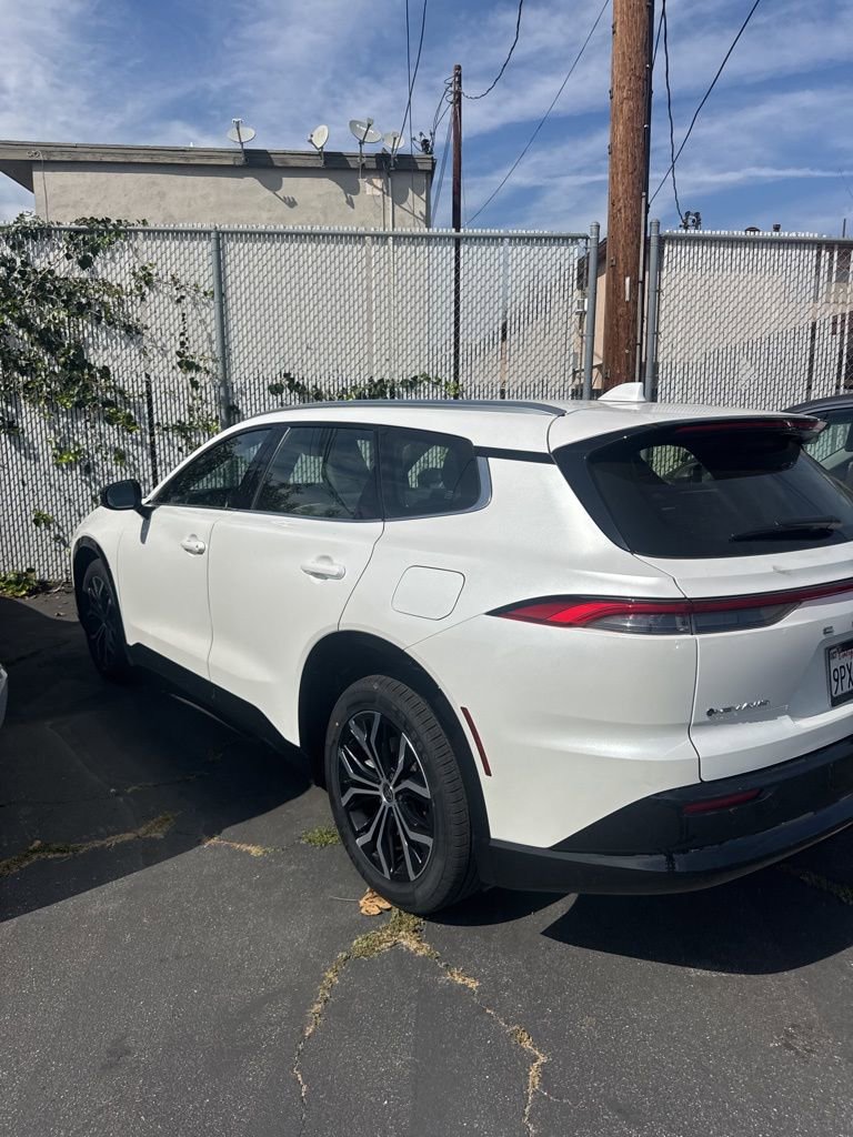 Used 2025 Toyota Crown Signia AWD/4WD image 2