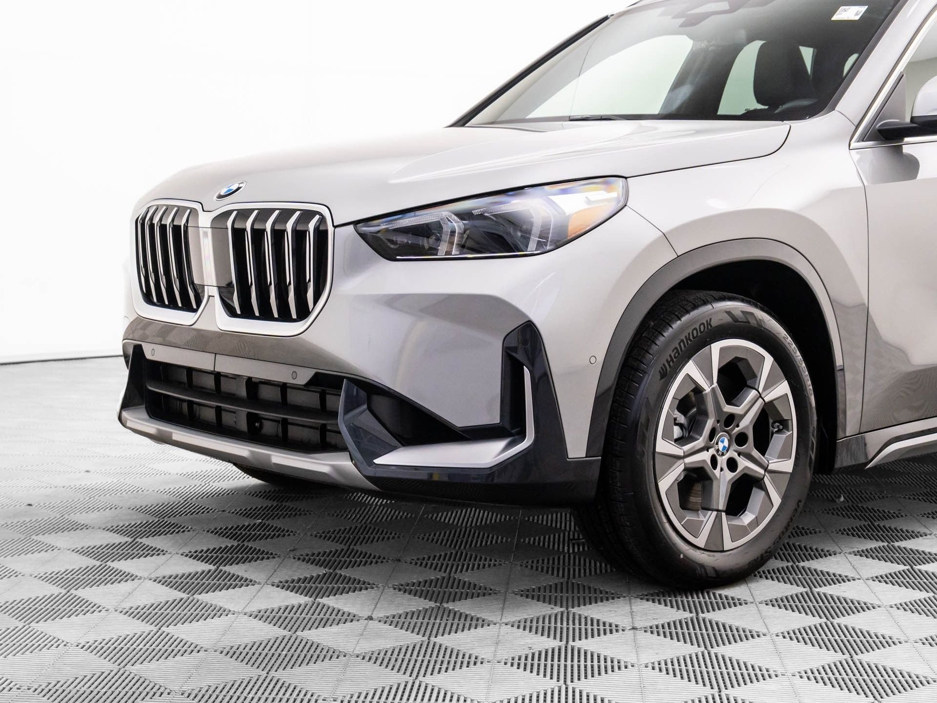 New 2026 BMW X1 xDrive28i w/ Convenience Package AWD/4WD image 39