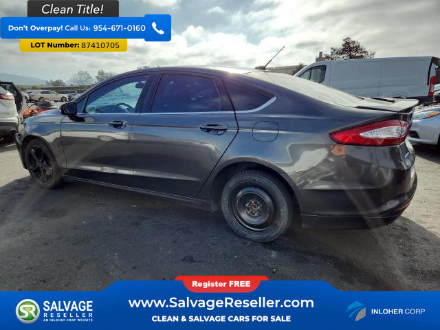 Used 2016 Ford Fusion SE image 3
