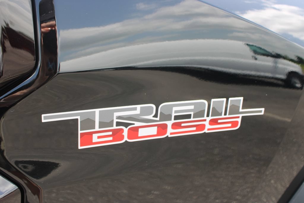New 2026 Chevrolet Colorado Trail Boss AWD/4WD image 14