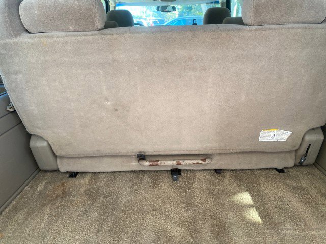 Used 2003 Chevrolet Suburban LS image 97