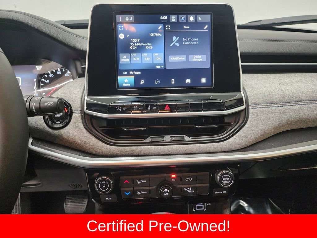 Certified 2025 Jeep Compass Latitude image 17