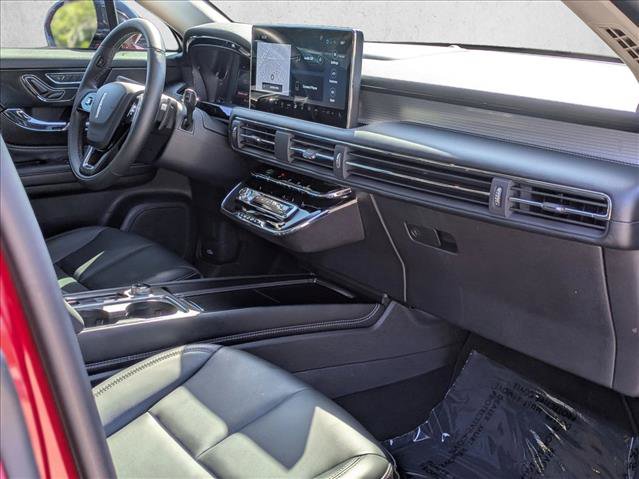 Used 2024 Lincoln Corsair AWD image 21