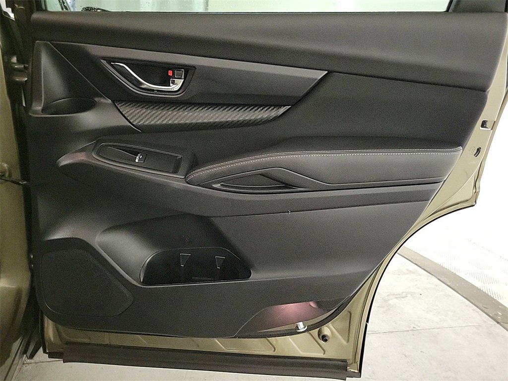 Used 2024 Subaru Ascent Premium w/ Convenience Package image 23