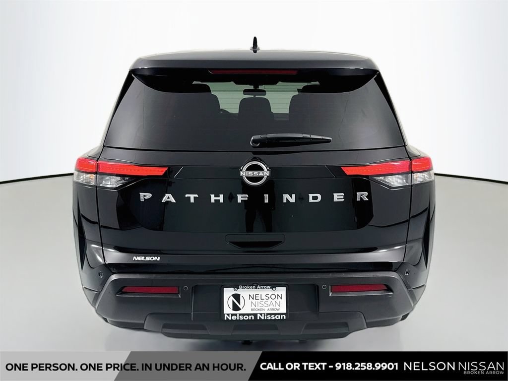 Used 2022 Nissan Pathfinder S FWD image 6