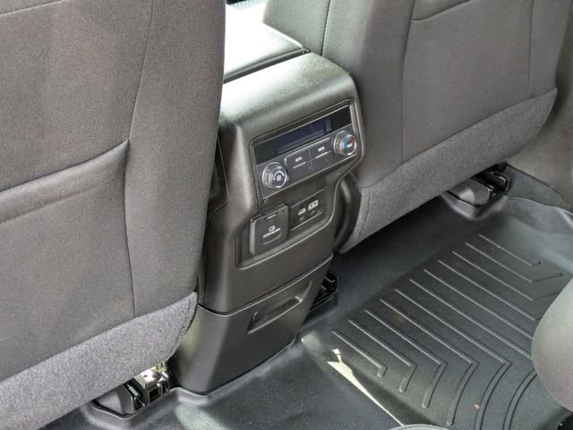Used 2023 GMC Acadia SLE w/ Driver Convenience Package image 31