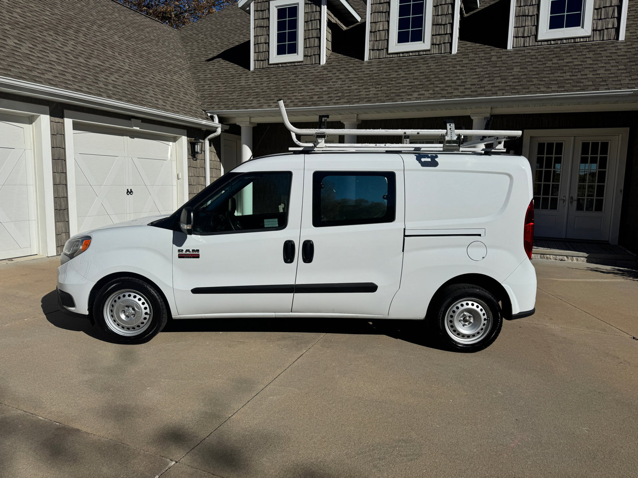 Used 2022 RAM ProMaster City Wagon image 3