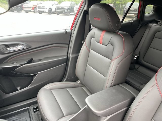 New 2026 Chevrolet Trax RS w/ Sunroof Package FWD image 24
