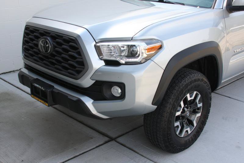Used 2023 Toyota Tacoma TRD Off-Road w/ TRD Premium Off Road Package AWD/4WD image 20