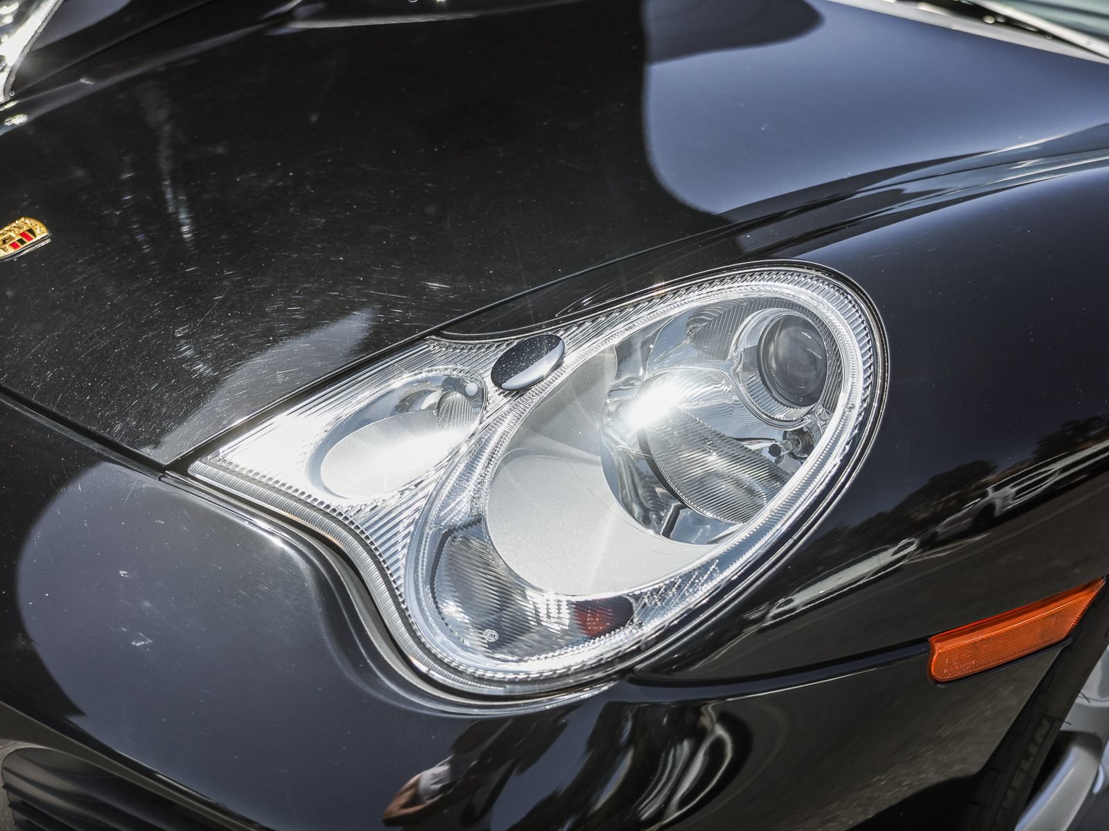 Used 2004 Porsche 911 Carrera 4S AWD/4WD image 23