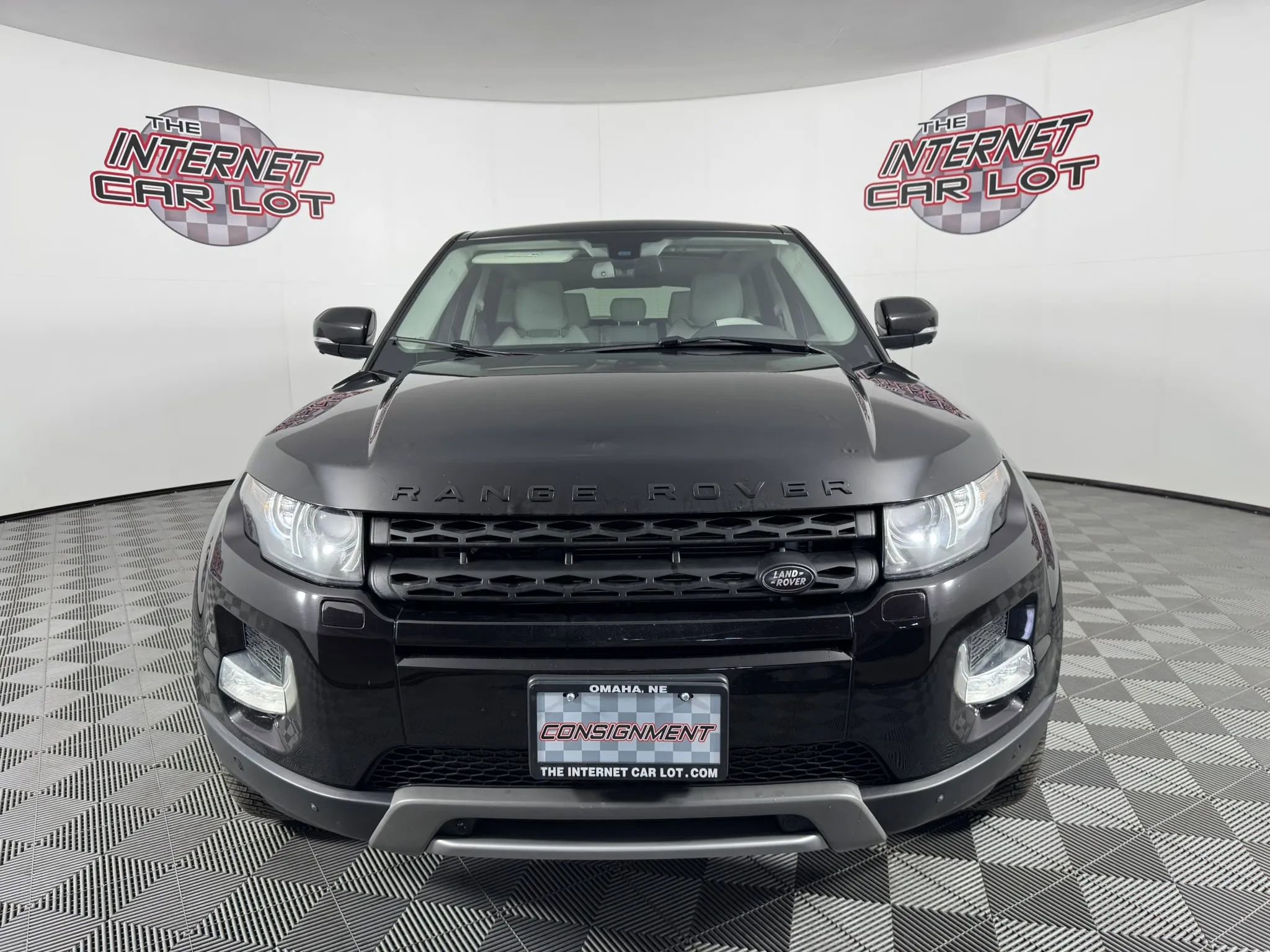 Used 2013 Land Rover Range Rover Evoque Prestige image 2