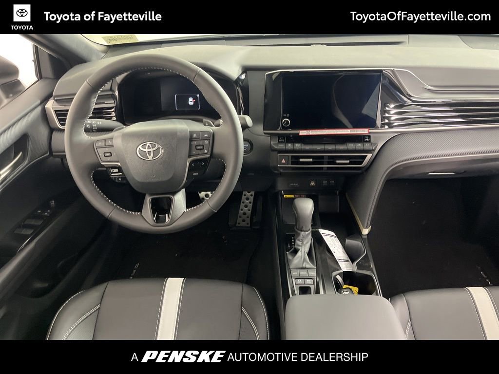 Used 2026 Toyota Camry SE FWD image 5