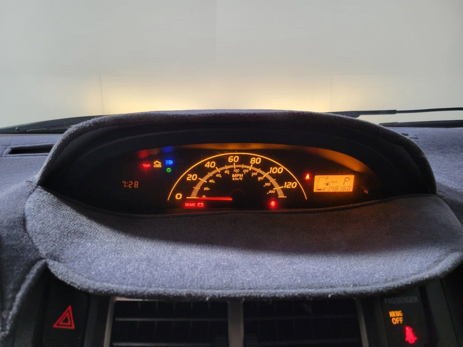 Used 2009 Toyota Yaris 4-Door Hatchback image 17