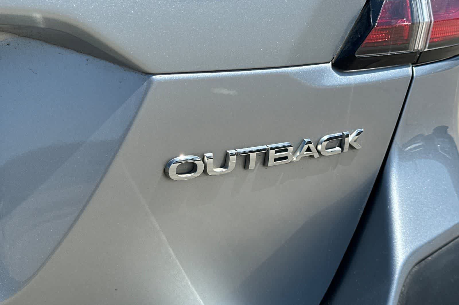 Used 2020 Subaru Outback Premium w/ Popular Package #1 AWD/4WD image 13