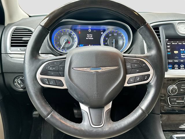Used 2018 Chrysler 300 Limited w/ Safetytec Plus Group image 12