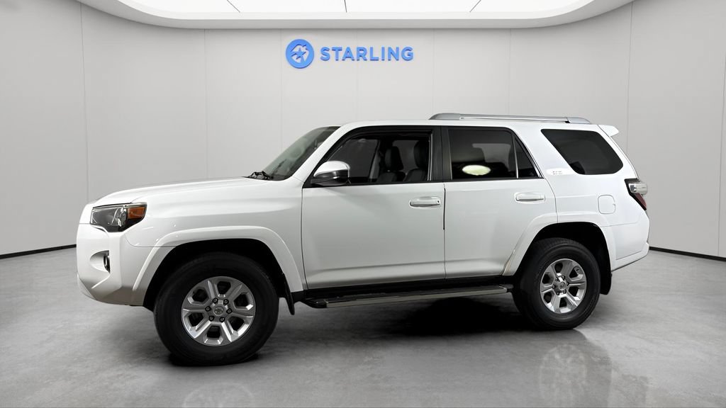 Used 2015 Toyota 4Runner SR5 AWD/4WD image 2