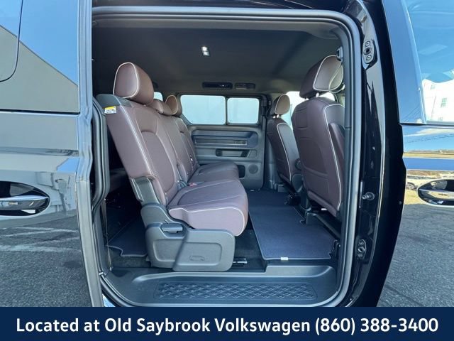 New 2025 Volkswagen ID. Buzz Pro S RWD image 21