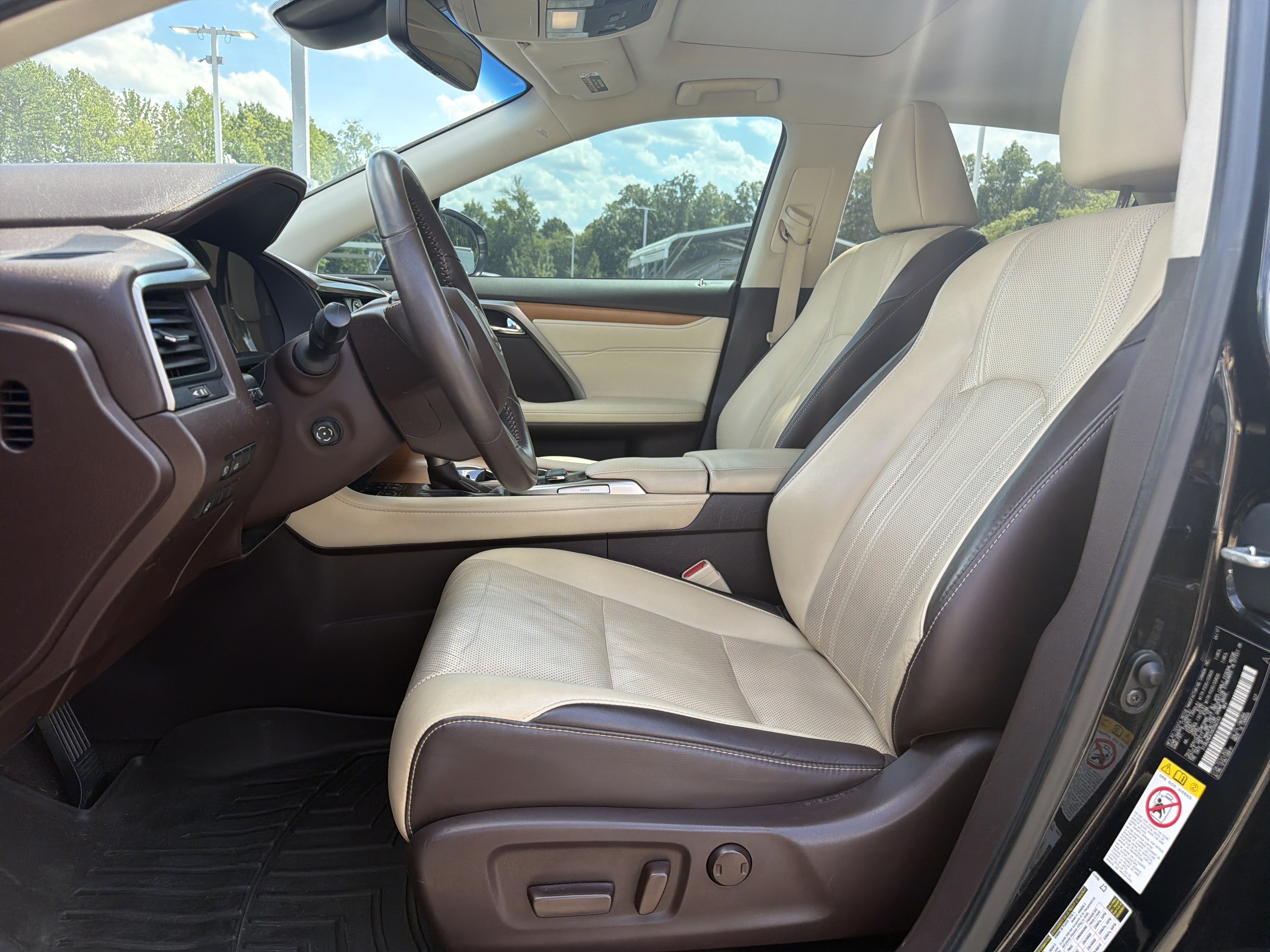 Used 2017 Lexus RX 350 AWD w/ Premium Package image 12