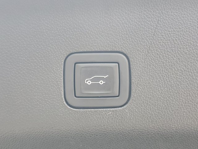 Used 2024 Cadillac Escalade V AWD/4WD image 11
