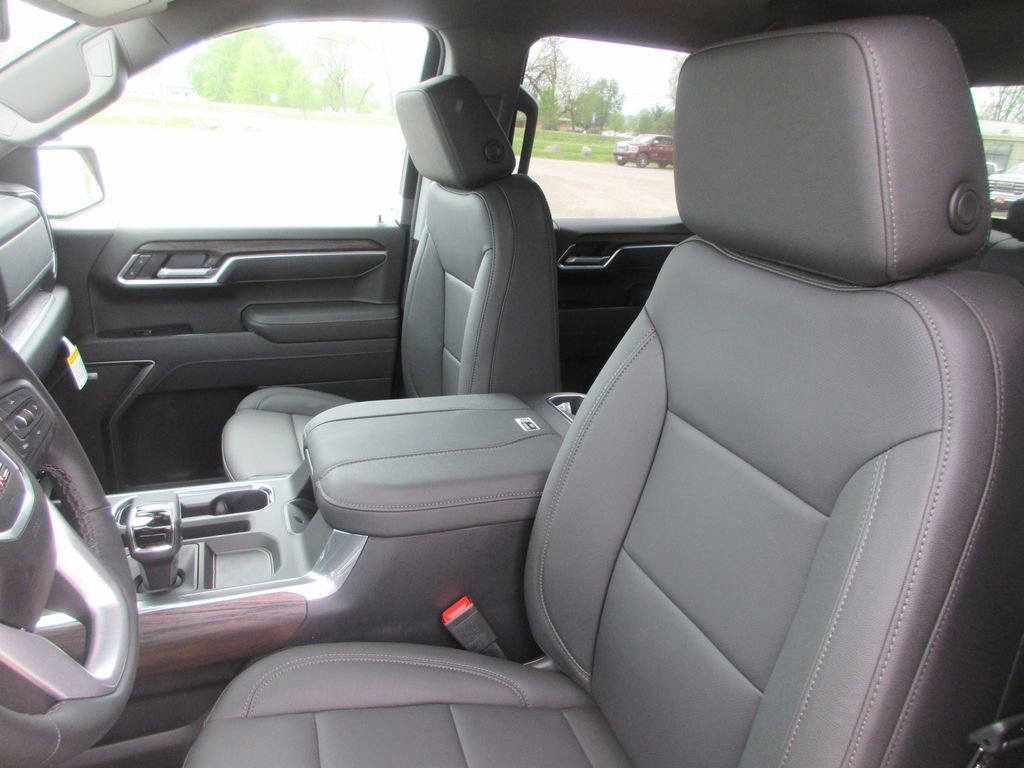 New 2026 GMC Sierra 1500 SLT w/ SLT Premium Package AWD/4WD image 13